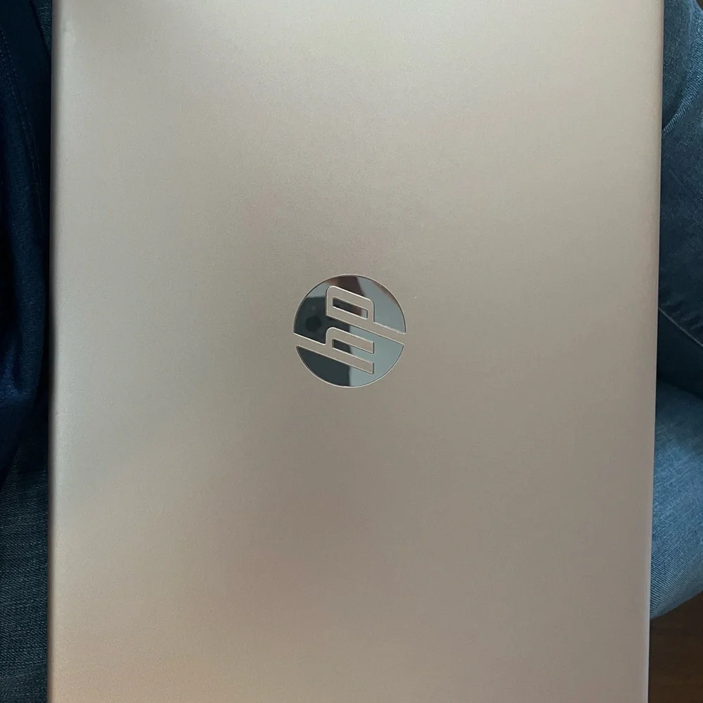 Like new HP Laptop 15-ef1073wm Rose Gold